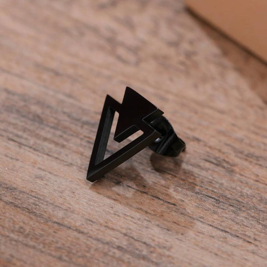 Brinco Masculino Triangular Dugeon  Aço Inoxidável 316L  Premium