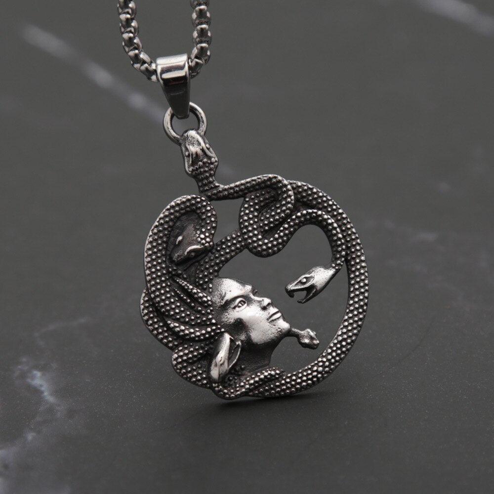 Colar Medusa - Alfa Wear - colar, colar de aço, colar de metal, colar masculino, deuses, mitologia, mitologia grega